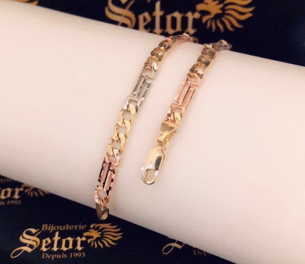 Bracelet Trois Chaînes Doré Alliage Avec Fermoir Aimanté - Occasion Comme Neuf
