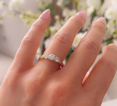Tara diamond engagement ring DER081