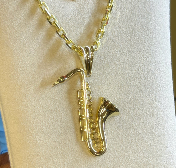 Saxophone pendant P375