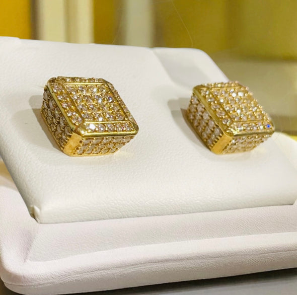 Mega stud earrings