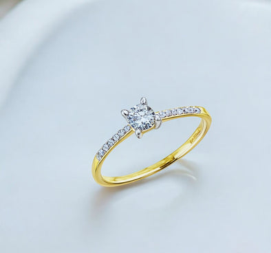 Canadian diamond ring