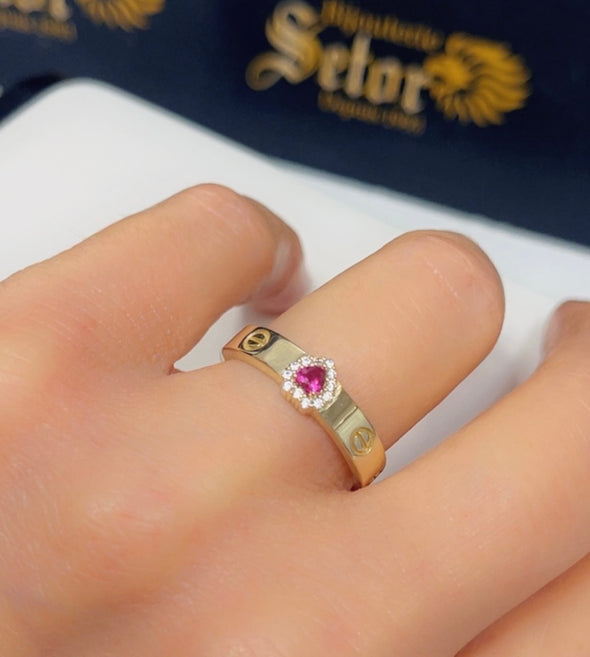 Small heart ring