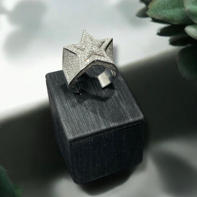 Bague étoile en diamant