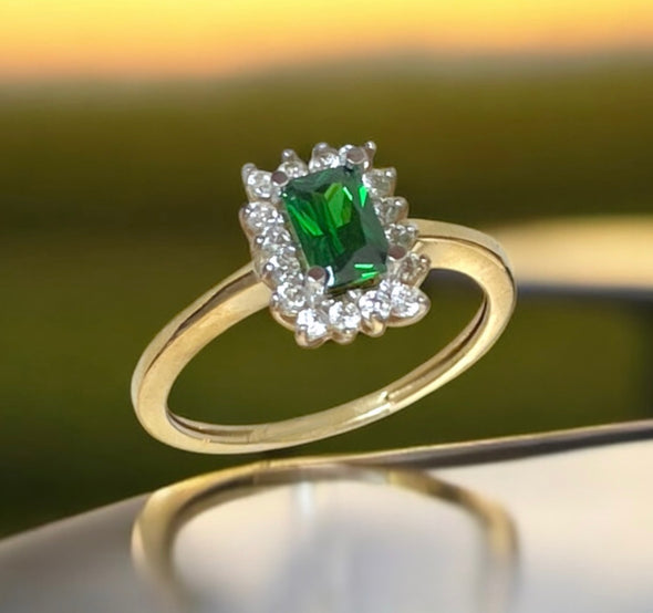 Green women ring
