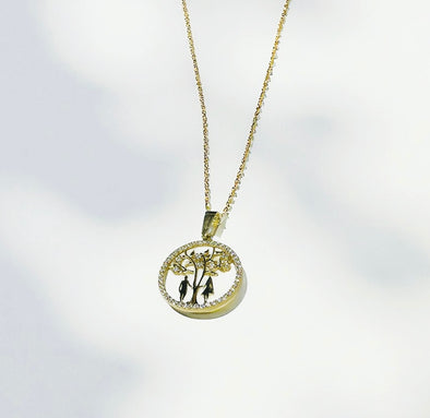 Family tree pendant with chain