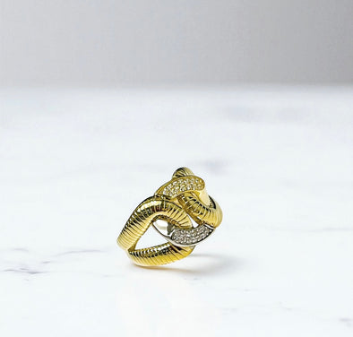 Knots ring