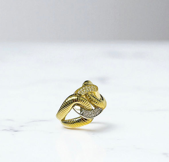 Knots ring