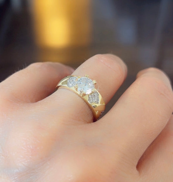 Gemma ring