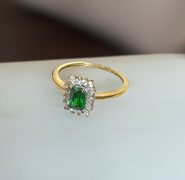 Green women ring