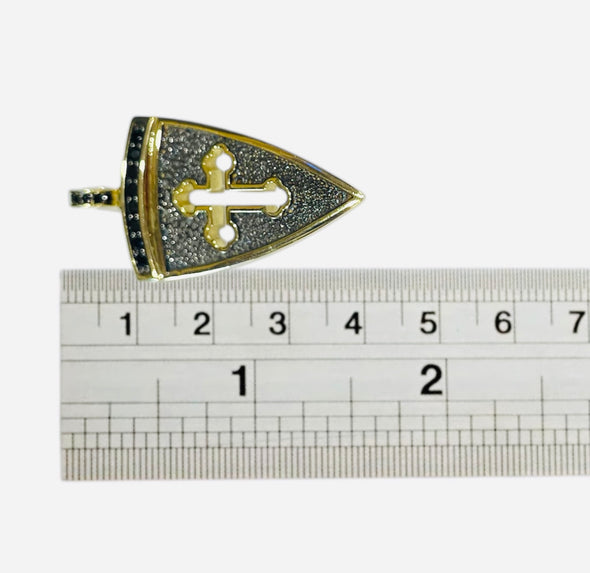 Reversible shield pendant