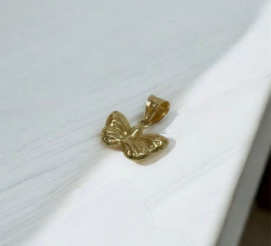 Small puffy butterfly pendant