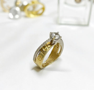 Lovely engagement ring