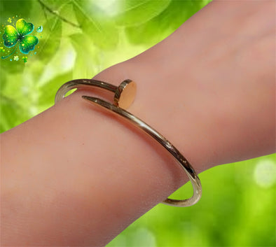 Bangle bracelet