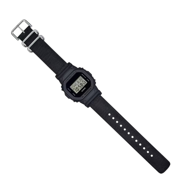 G-Shock digital DW-5600BCE-1