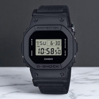 G-Shock digital DW-5600BCE-1