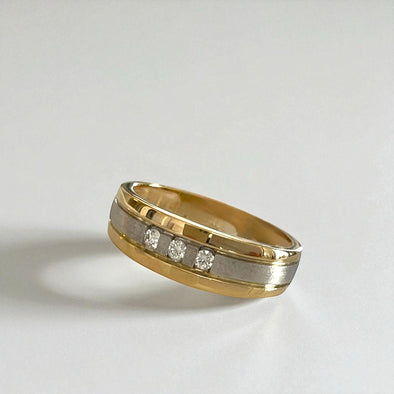 Lab grown diamond band