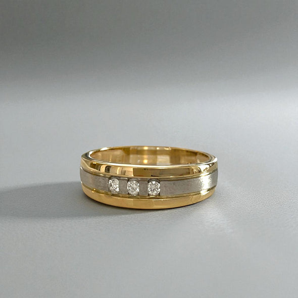Lab grown diamond band