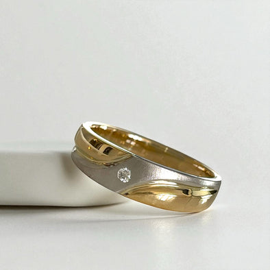 Lab grown diamond band