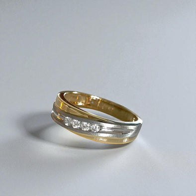 Lab grown diamond band